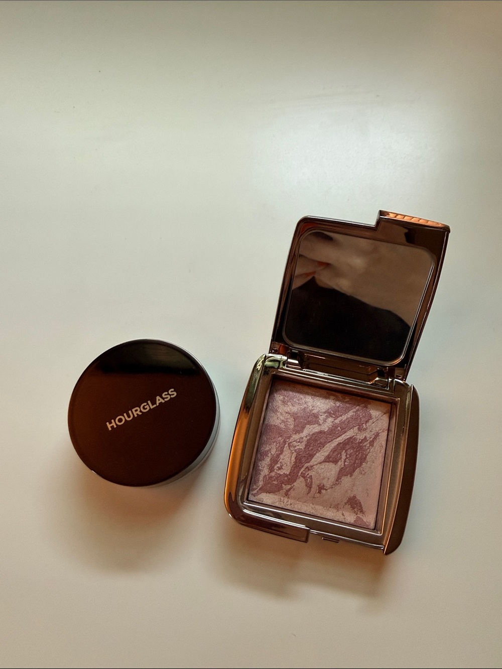 Hourglass Beauty Face Bundle - Picture 2 of 6